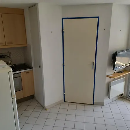 A 150m Des Plages Apartment